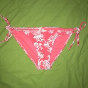 Cheeky Pineapple Design Bikini Bottoms 🍍